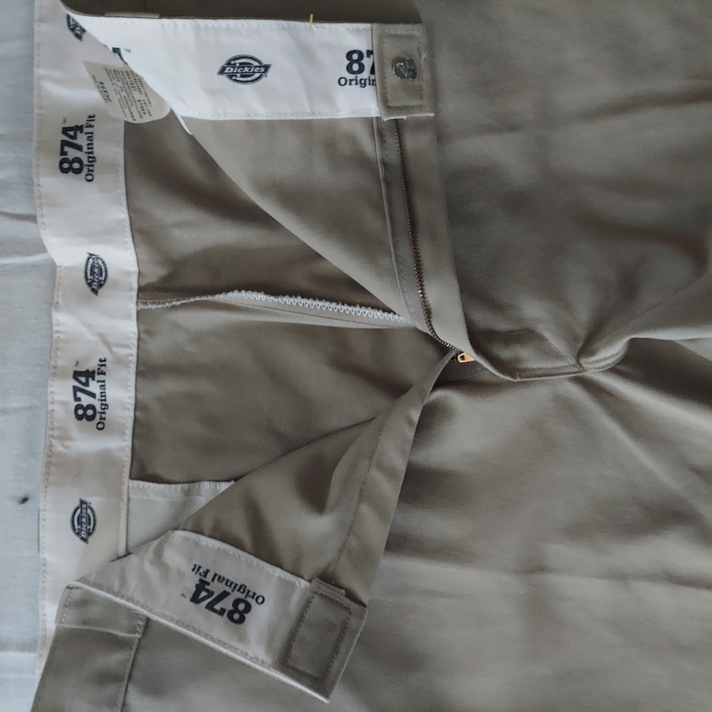 Mens Dickies 874 work pants.  Size 44×30 - Picture 5 of 7